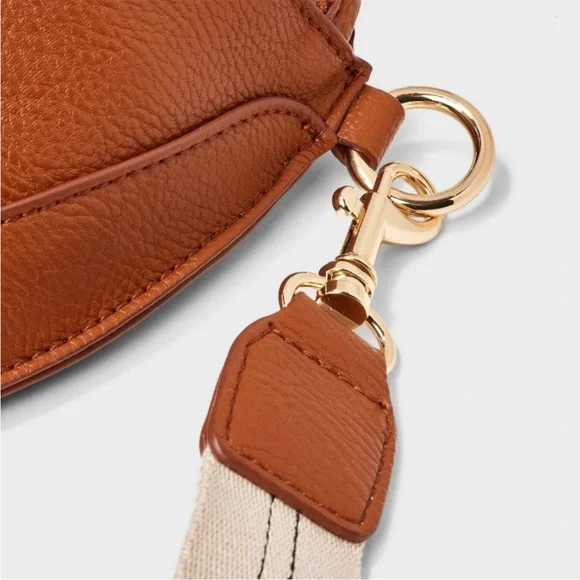 NWT Crossbody Brown Semi-Circle Bag W/ Tan Strap - Picture 5 of 8